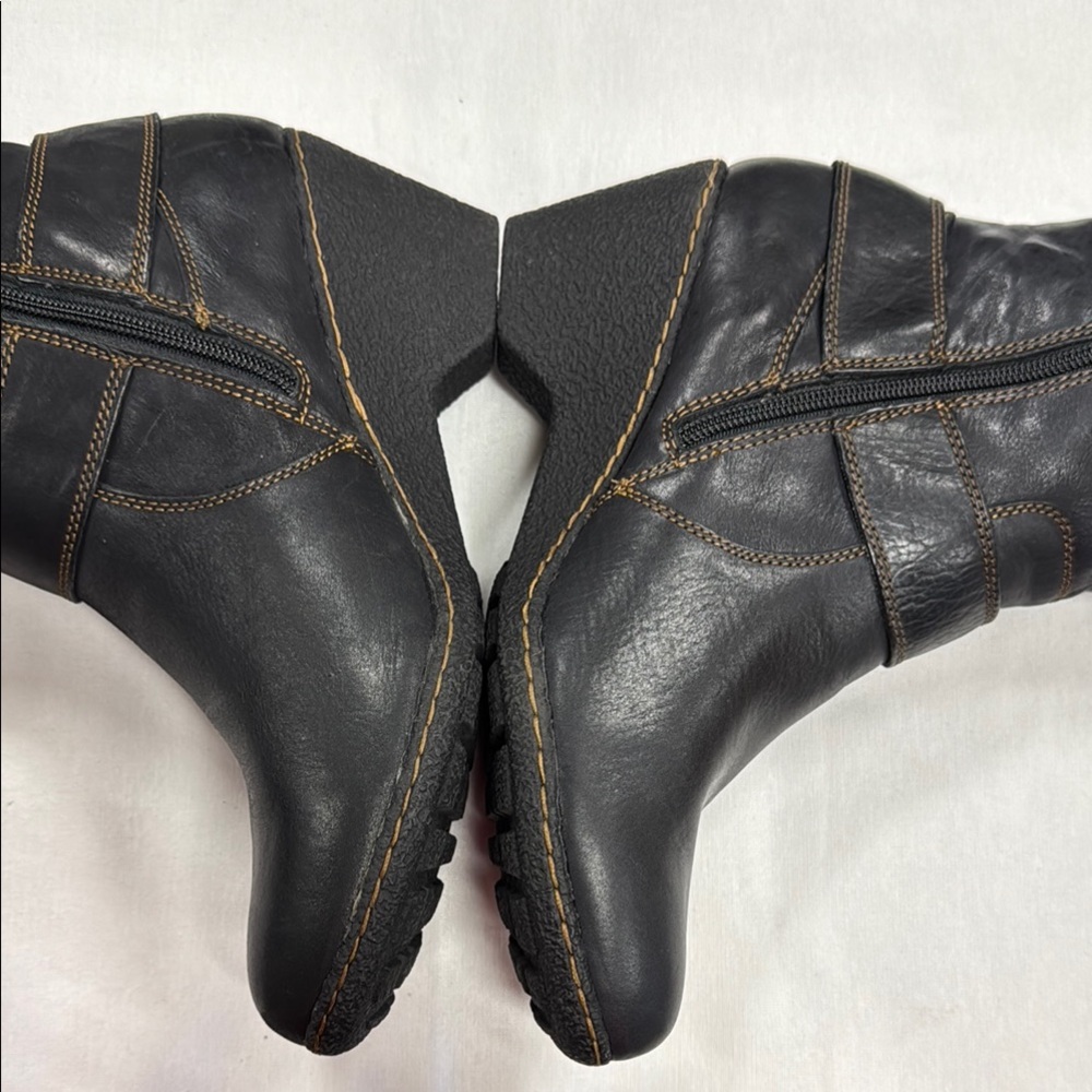BOC Black Heeled Boots with Textured Leather Finish - Picture 10 of 12